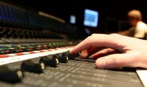 A-Day-in-the-Life-of-a-Sound-Engineer-300x177